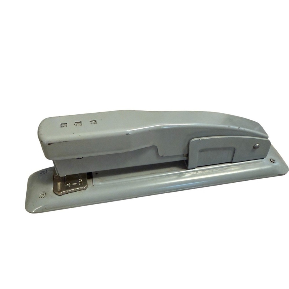 Vintage Swingline Gray Office Stapler Made in USA Long Island‎ 8 1/4"